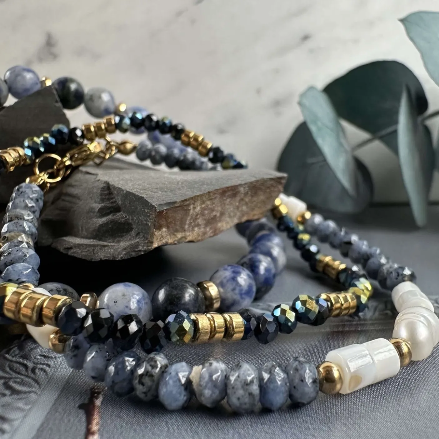 Armbånd GISELE Blue mix – Sæt med 3 stk