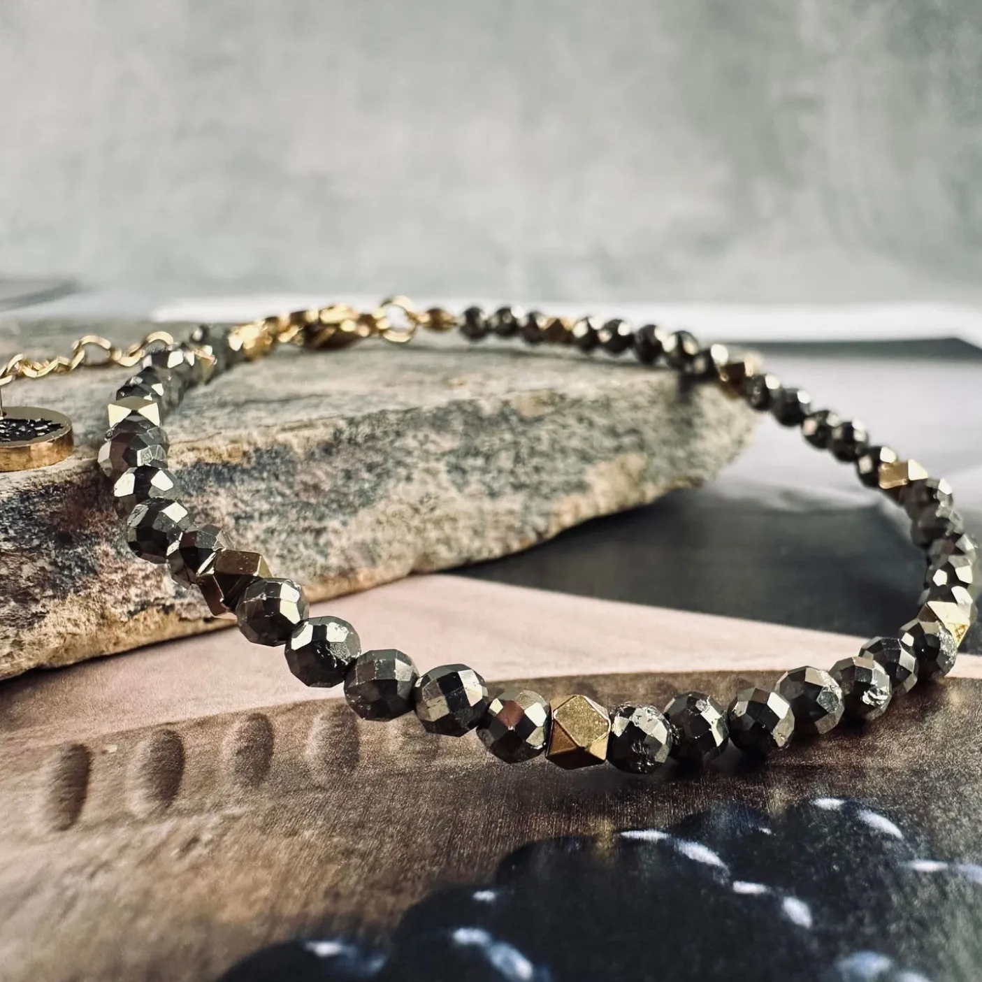 Armbånd Liv Pyrit