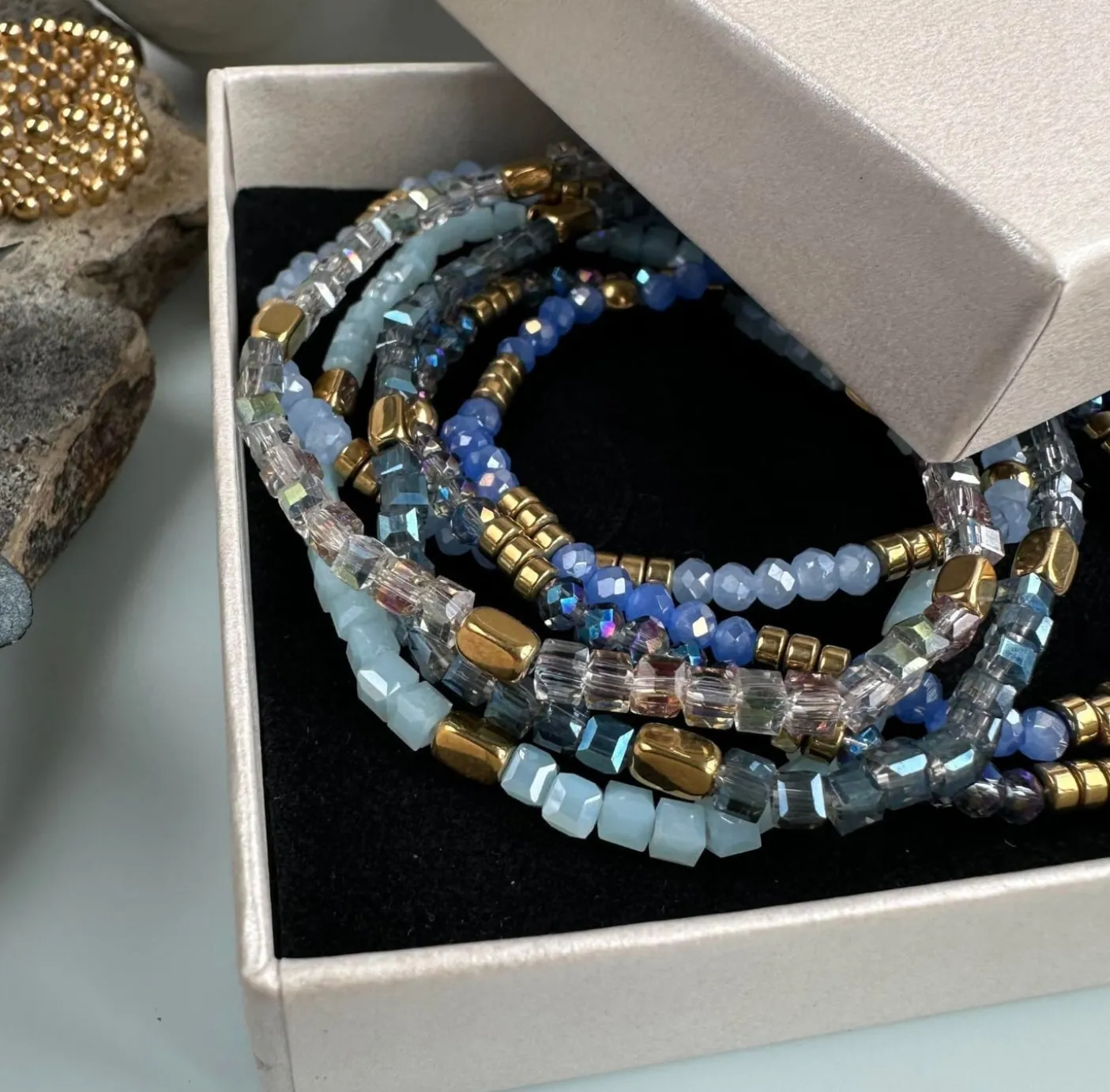 Armbånd Merle – Blue mix 1.Stk