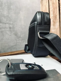 Crossbody Black