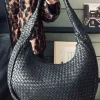 Elegant håndflettet skuldertaske - Black big