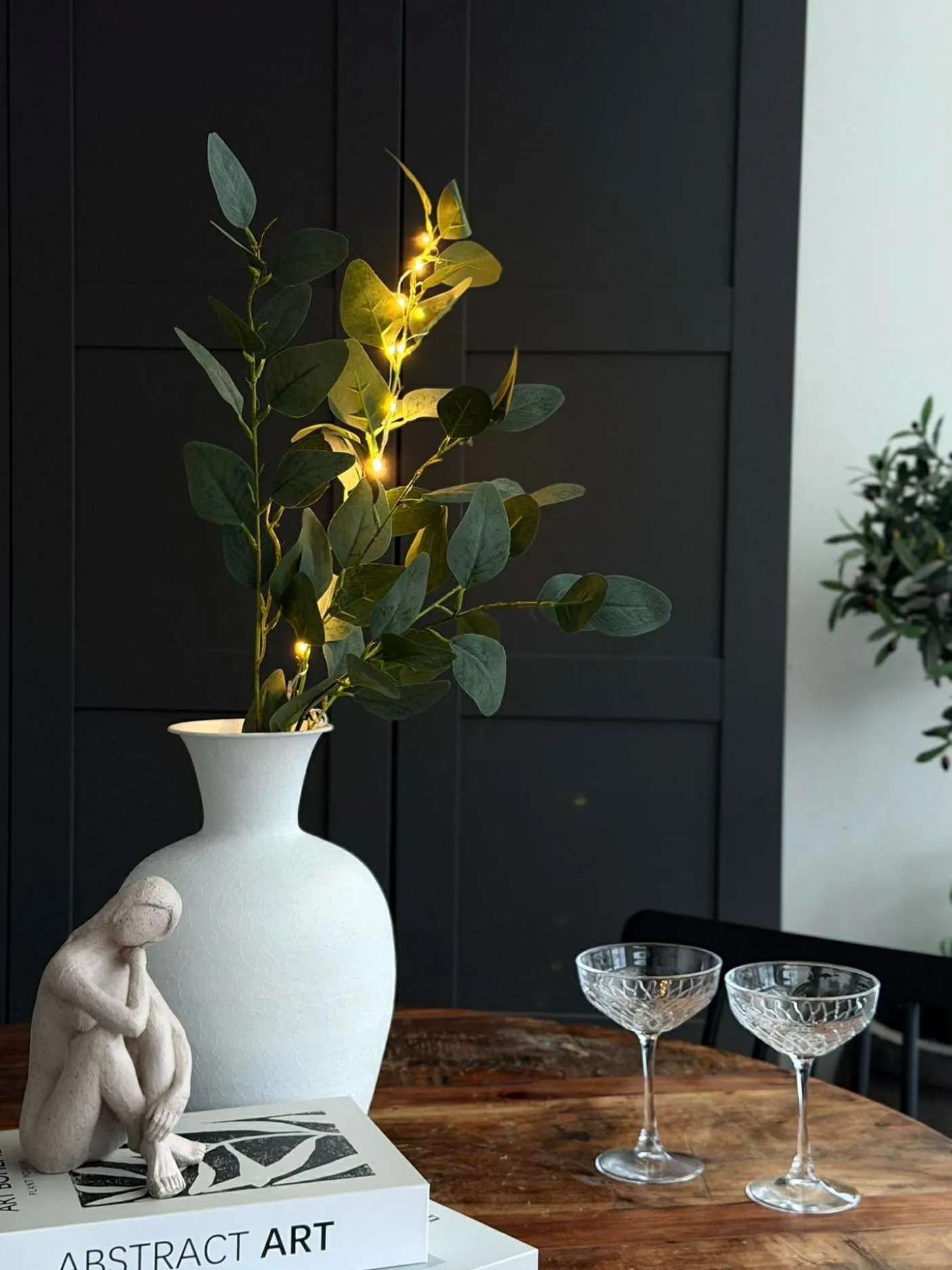 Eucalyptus gren med lys - 100cm