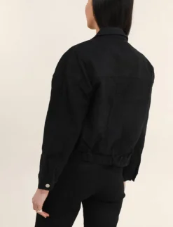 Jakke Hally black