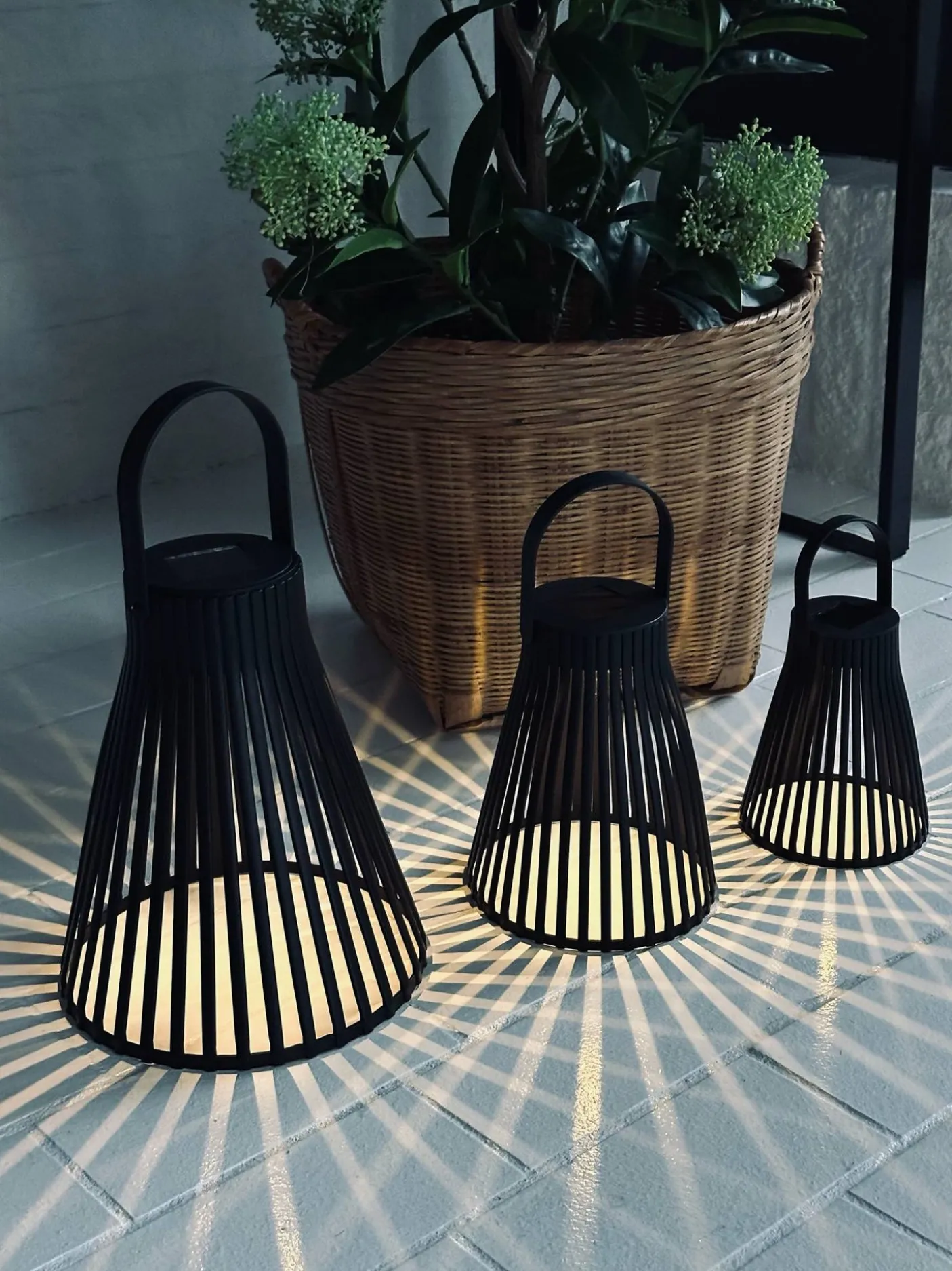 Lanterne med solceller - GARDEN BLACK 14cm