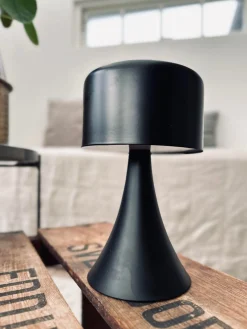 LED Bordlampe Black