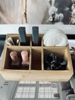 Organiser i bambus