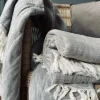 Plaid vævet med kork – Nature grey mix