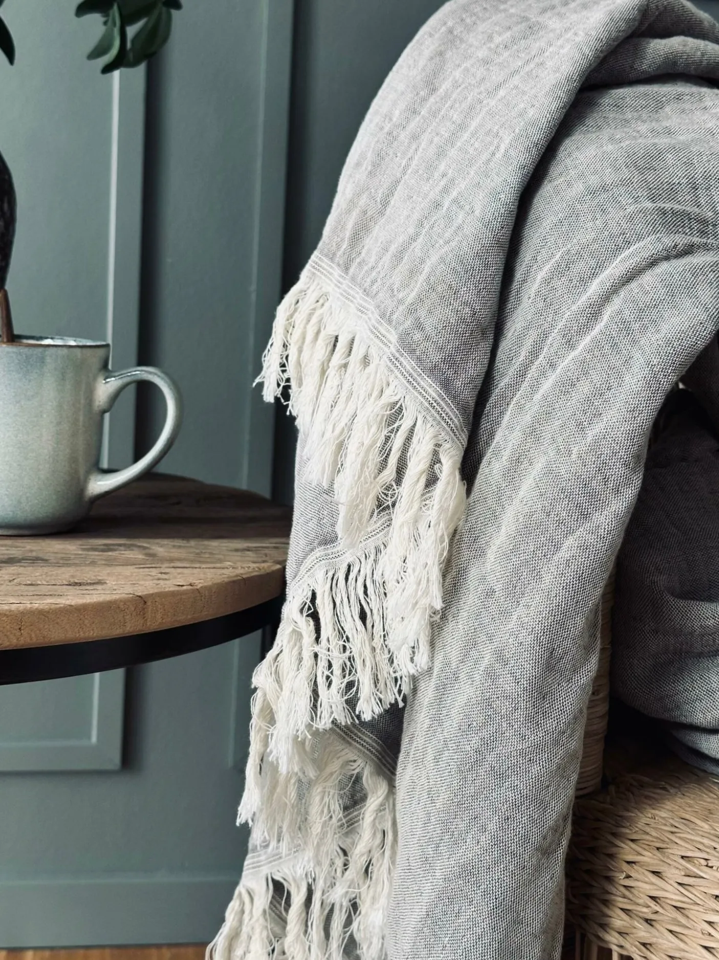 Plaid vævet med kork – Nature grey mix
