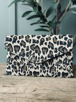 Pung Aura Leopard