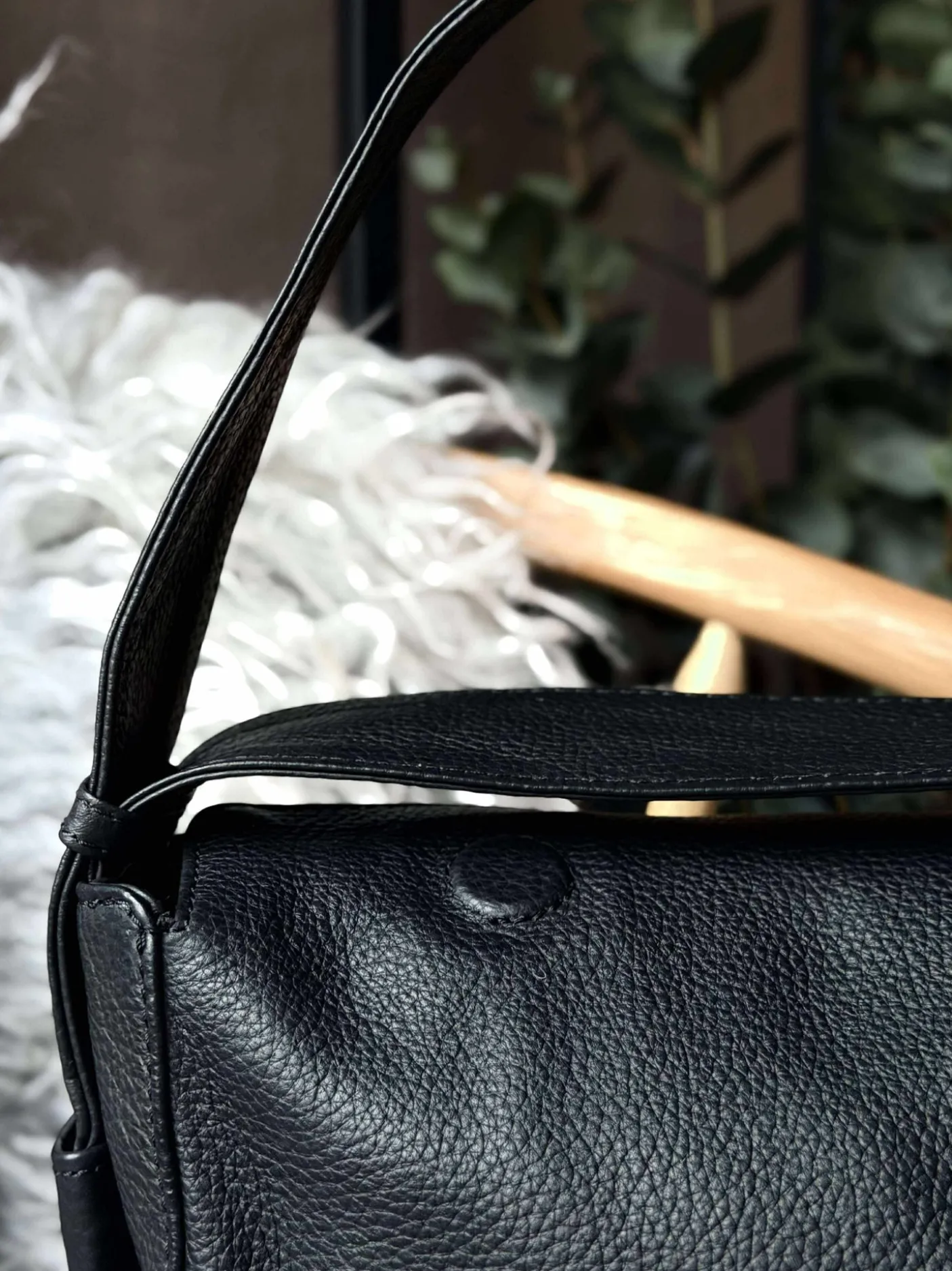 Skuldertaske Dalia - Black