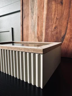 Tebox med skrift – Nordic wood