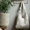 Trend Shopper - Off white