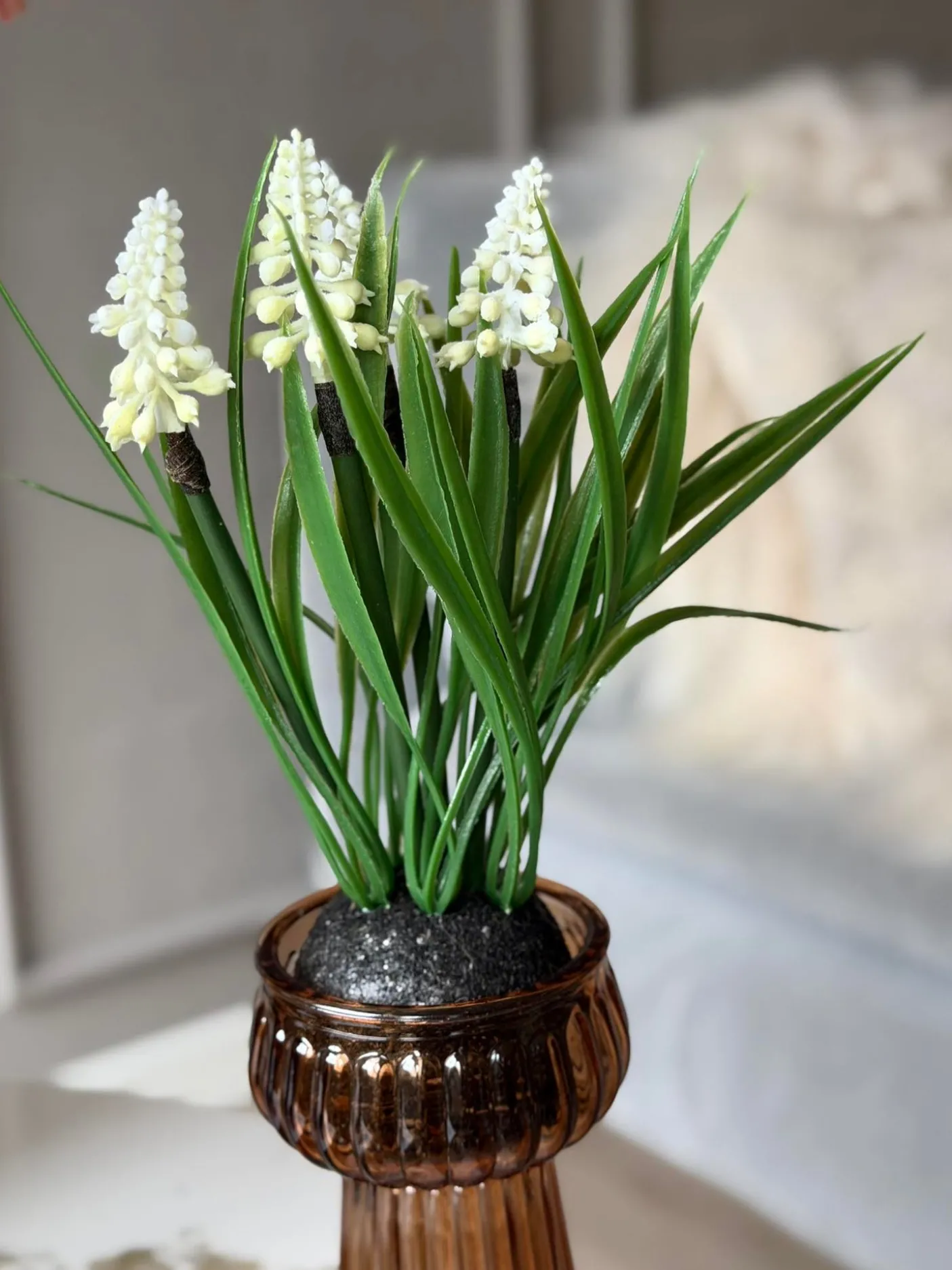 Vase brown